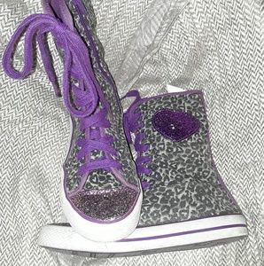 ★★SPARKLY PURPLE HIGH TOP SNEAKERS★★